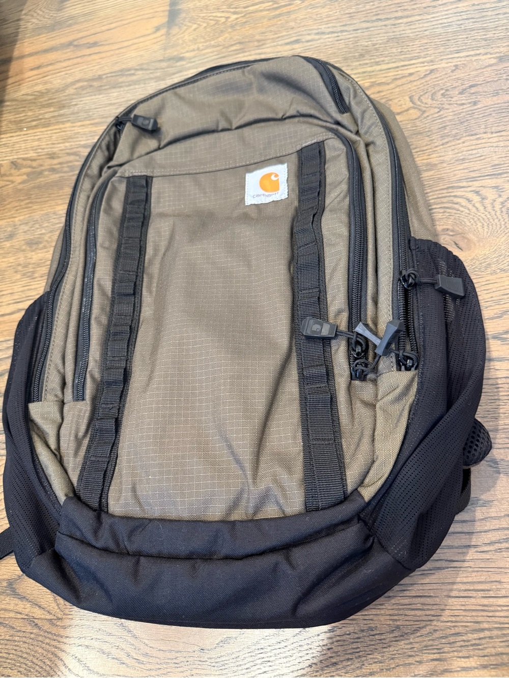 NWOT Carhartt Cargo Series 25L Daypack in tarmac green, water repellent finish.